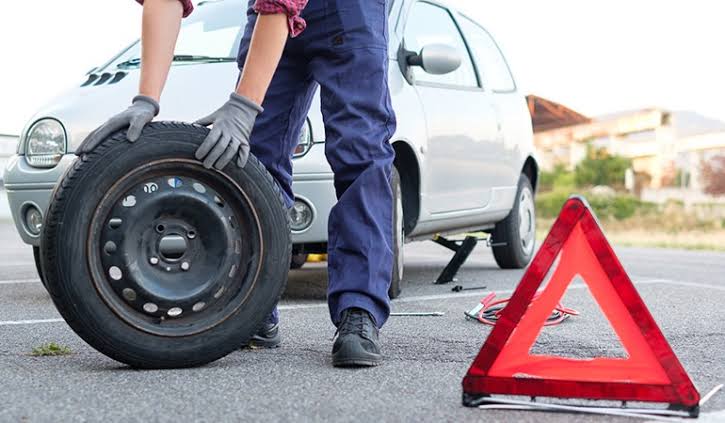 Büyükdere Mobil Lastik Yol Yardım, Büyükdere Mobil Oto Lastikçi, Büyükdere Mobil Lastik Değişimi, Büyükdere Mobil Oto Lastik Tamircisi